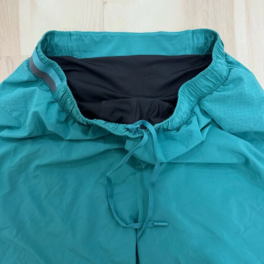 Lululemon Surge Lined Short 6" Teal Lagoon Men's Medium Athletic Workout Run - Picture 8 of 16